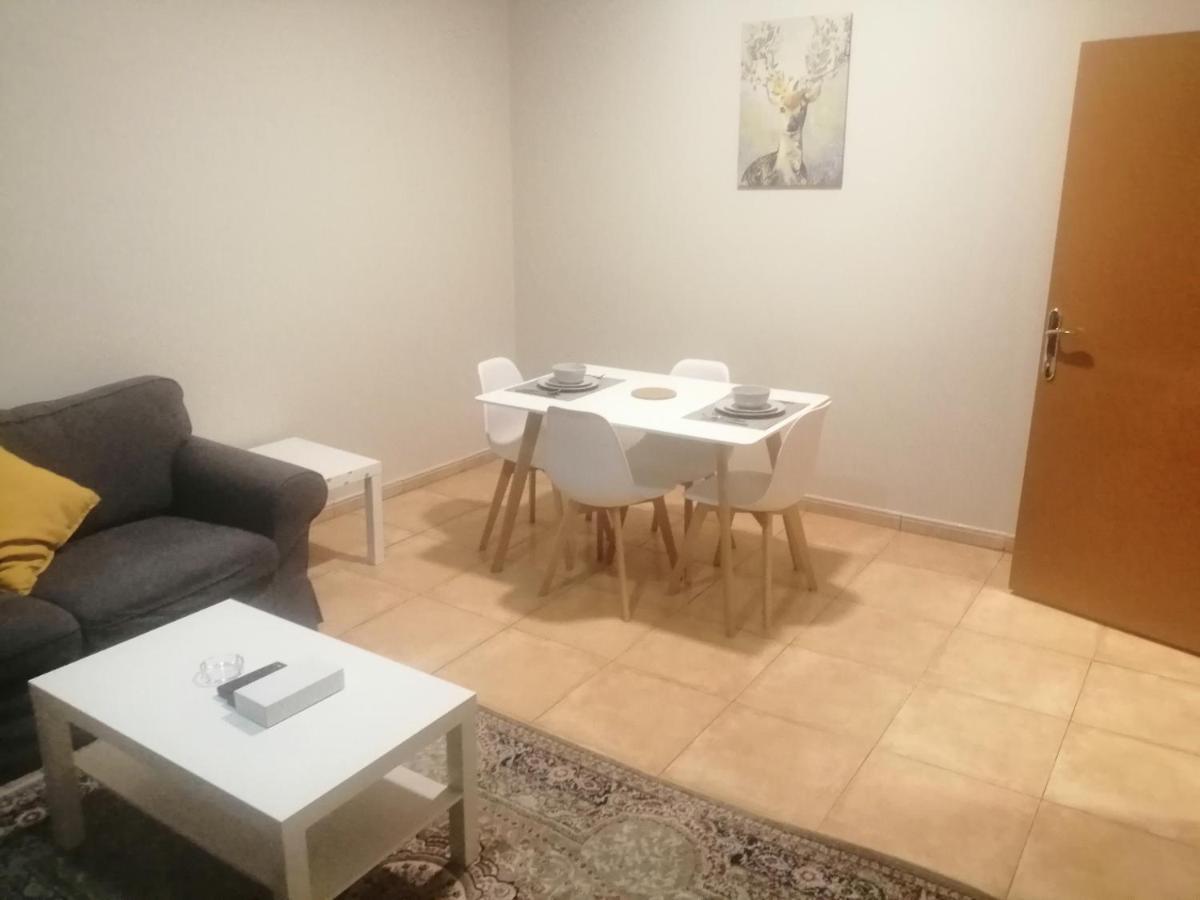 Апарт отель Nozol Al Toot Furnished Units Эр-Рияд Экстерьер фото
