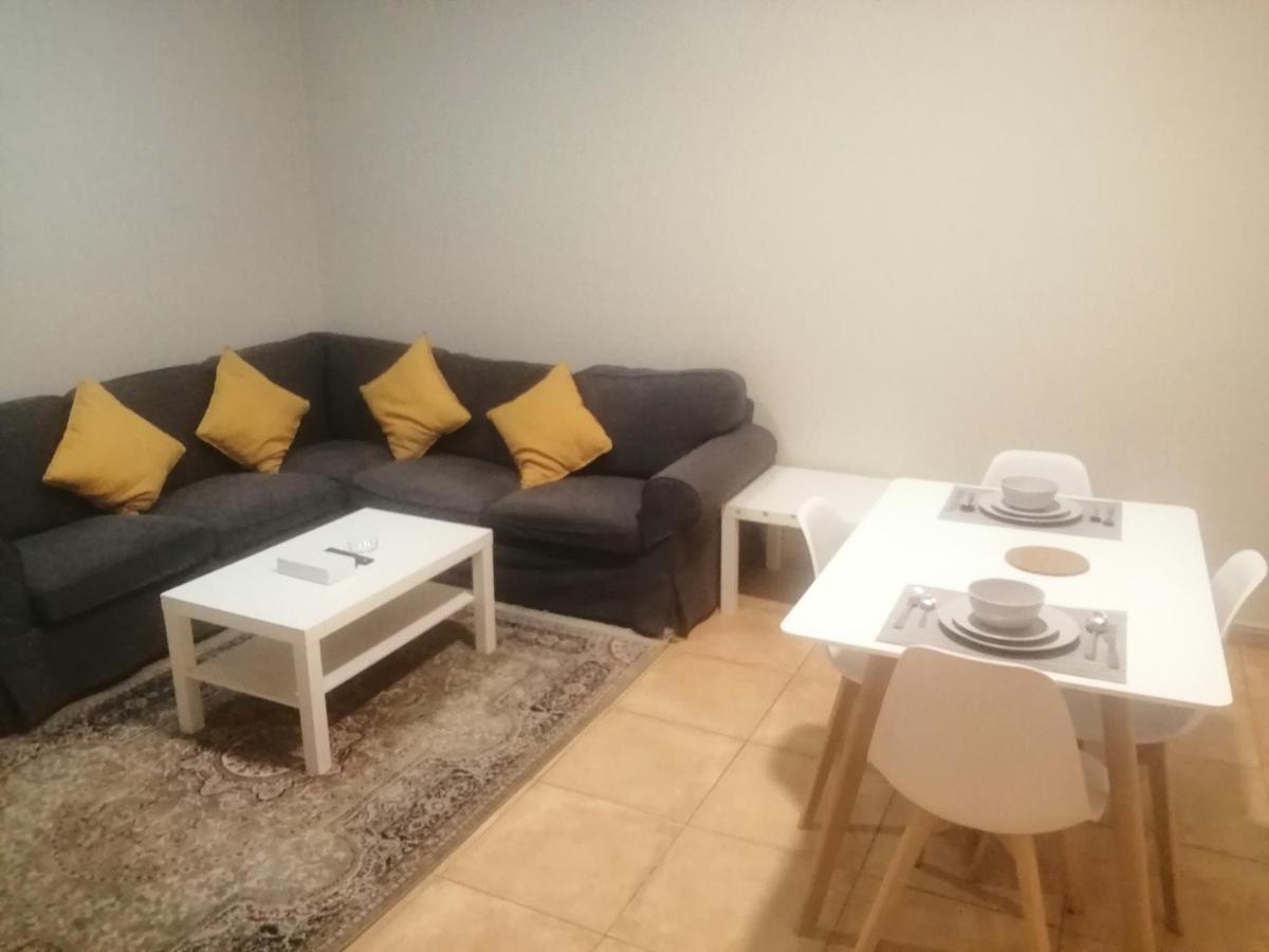 Апарт отель Nozol Al Toot Furnished Units Эр-Рияд Экстерьер фото